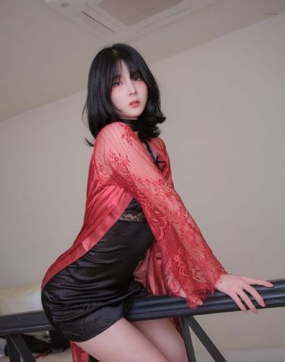 图书馆的她动漫