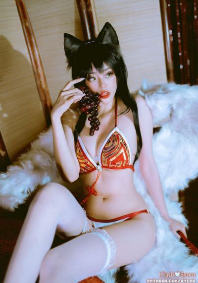 美剧《偷偷》免费观看